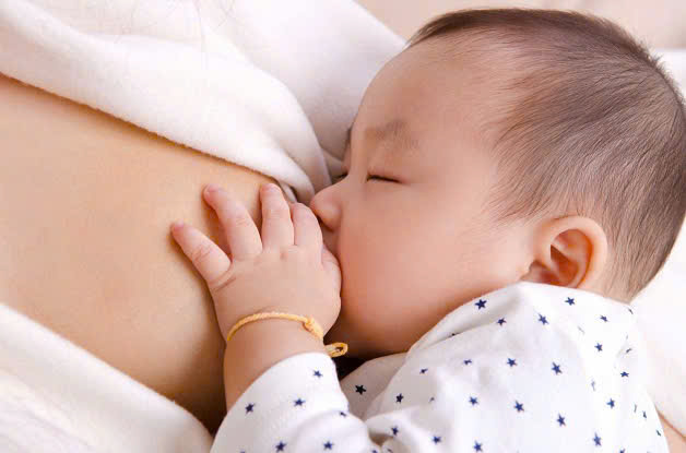 spa beauty sau sinh mẹ và bé baby tắc sữa tại nhà